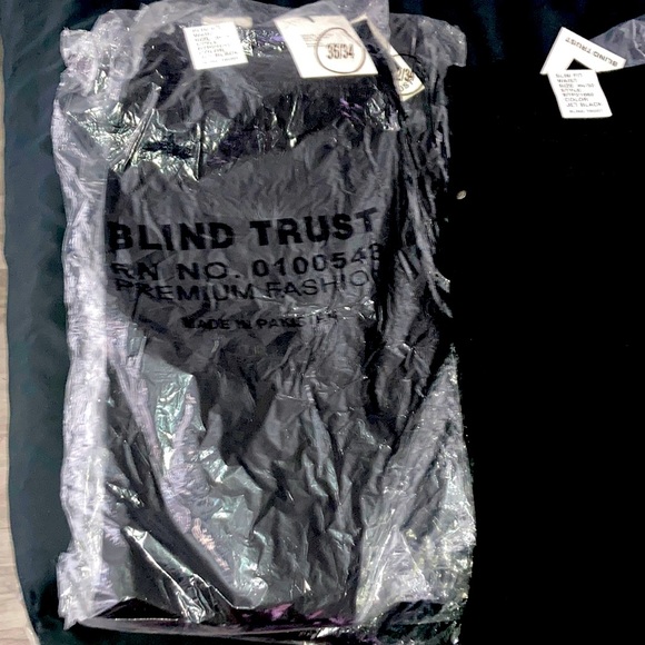 Black Fitted jeans - Picture 1 of 2